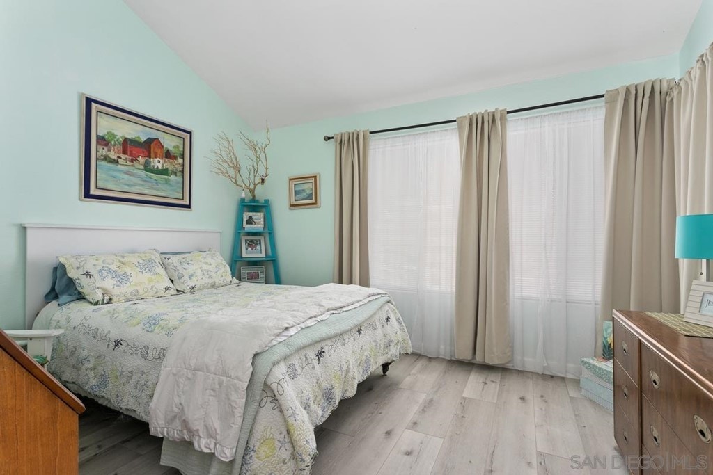 For Sale 3589 Prestwick Cir, Oceanside, CA 92056 4 Beds